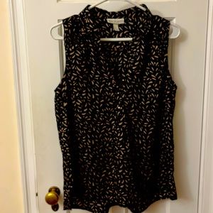 Dana Buchman large gold buttoned tank